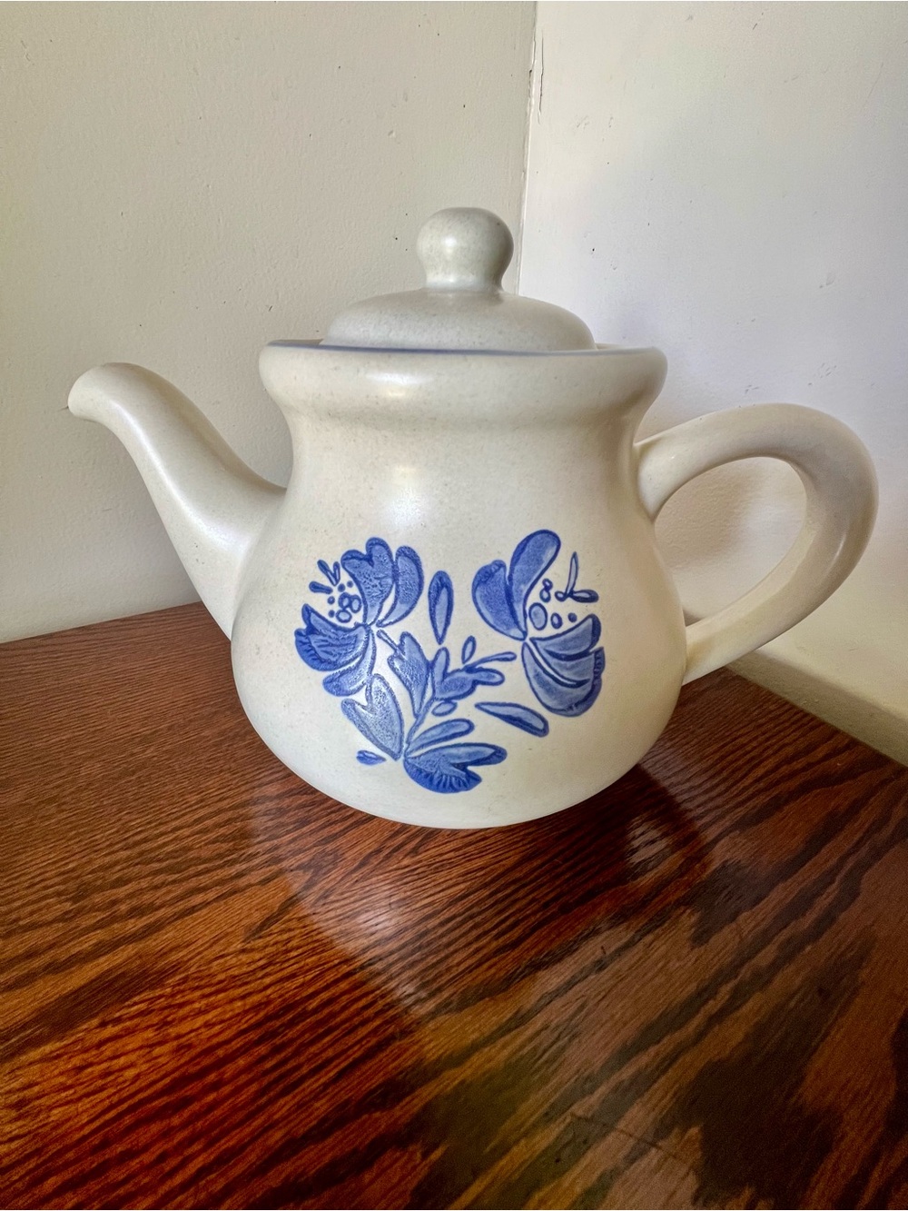 PFALTZGRAFF YORKTOWNE VINTAGE TEA POT